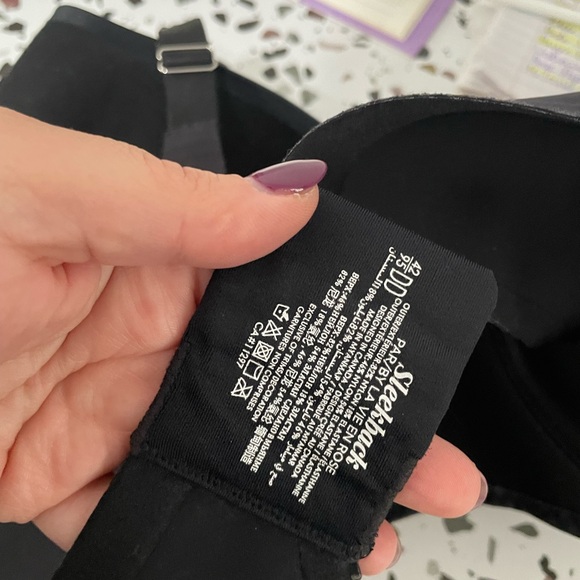 Bras - Picture 3 of 3